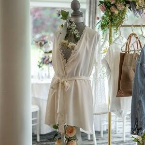 Flora Nikrooz Showstopper Charmeuse Robe